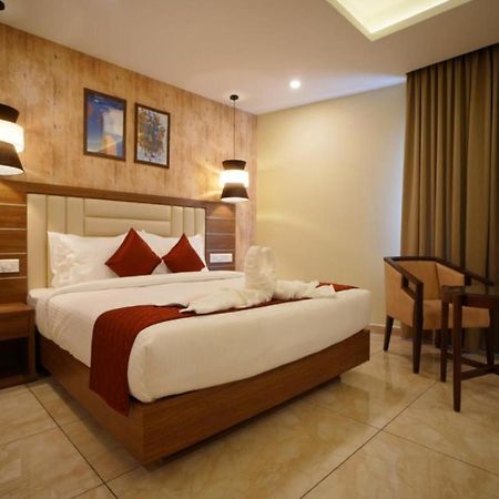 Hotel Delight Mumbai Dış mekan fotoğraf