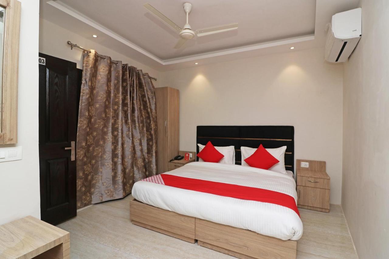 Hotel Delight Mumbai Dış mekan fotoğraf